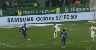 西甲：皇马主场2-1击败皇家贝蒂斯