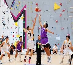 记者：当初是佩普要国足跟越南打对攻，还开小会不让陈洋参加