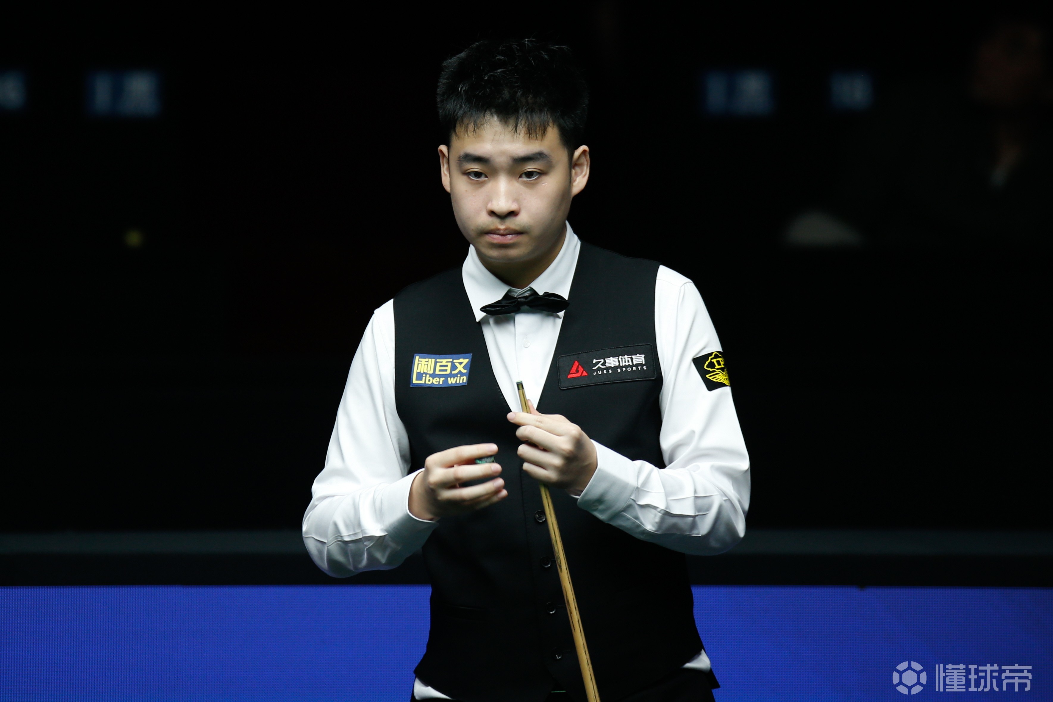 谁能在1对1单挑赛中击败杜兰特？哈特：我看好迈克尔-比斯利