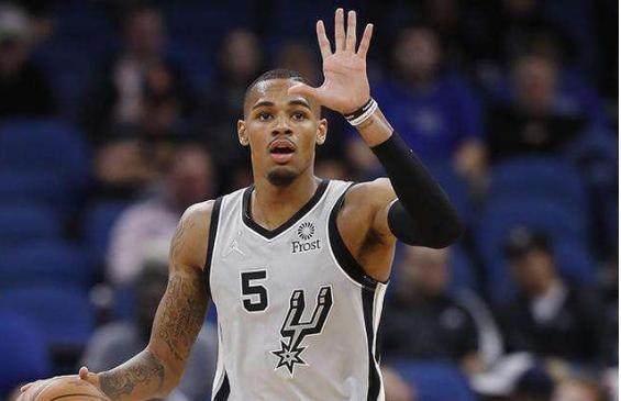 下了深刻的 下了深刻的